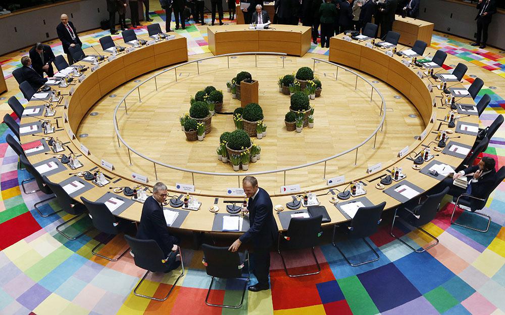 UE: les 27 débattent d'unité post-Brexit après le clash polonais