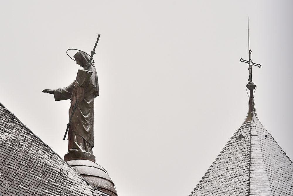 L'Eglise face au second tour: embarras de l'épiscopat, tensions chez les fidèles