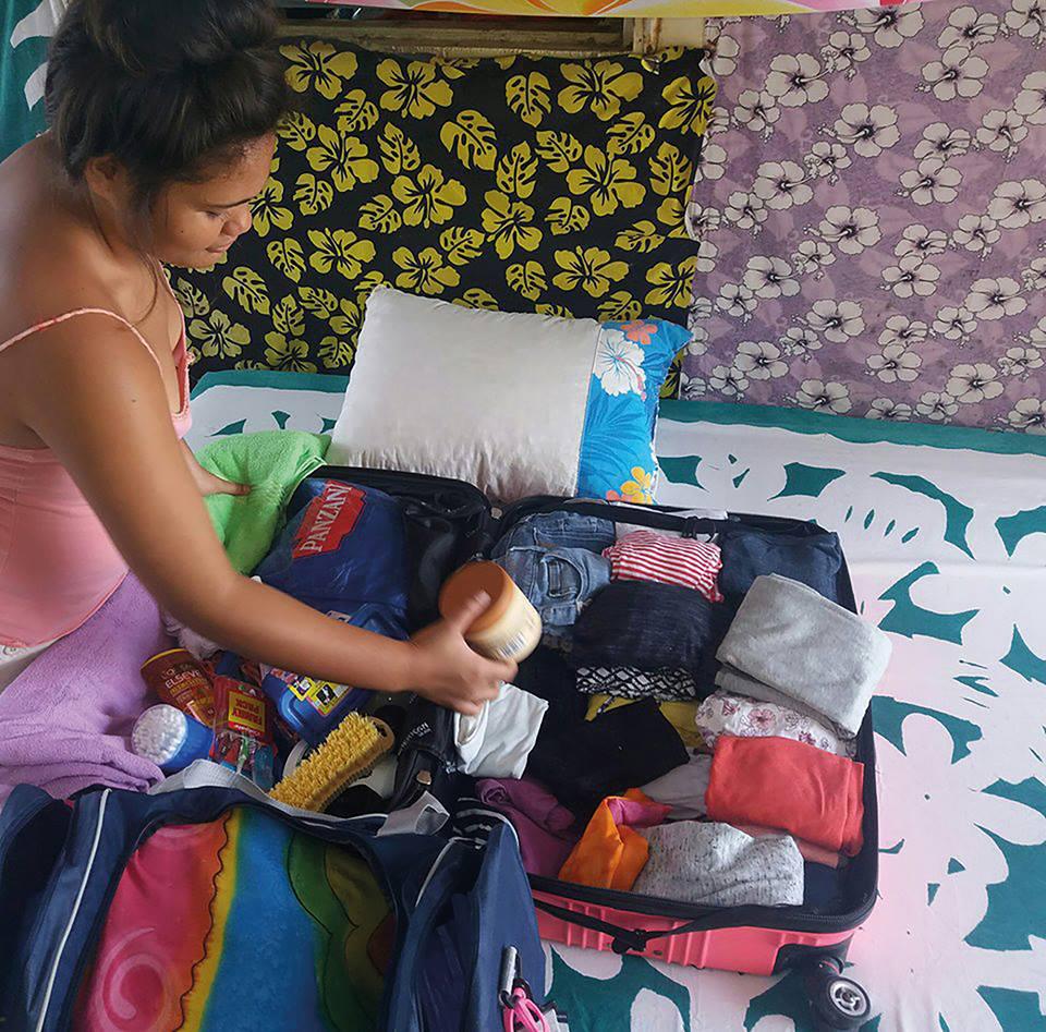 "L'aînée des enfants fera sa rentrée en classe de 2nde au lycée de Uturoa, à Raiatea.