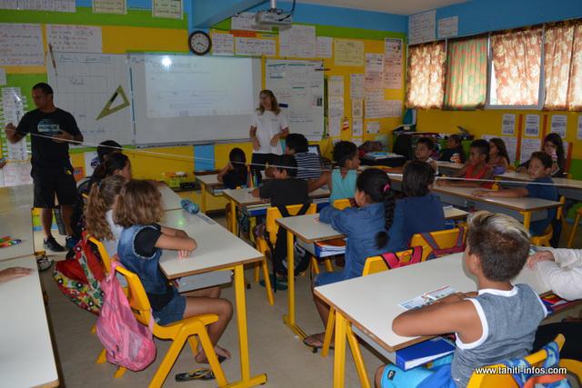 Des biologistes marins sont allés à la rencontre des élèves en classe de CM2 de l'école Fareroi à Mahina, ce mardi.