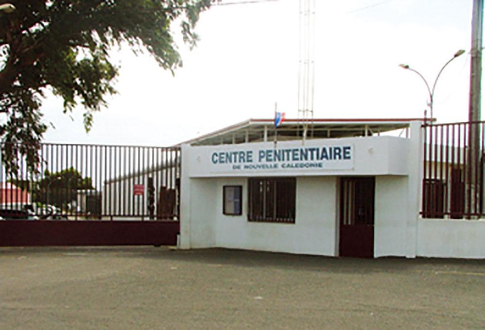 Plainte au parquet de Nouméa pour détention arbitraire