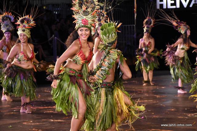 La prestation de "Teahinui" en photos