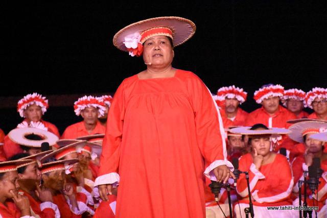 La prestation de "Tamari'i Tuha'a Pae nō Mahina" en photos