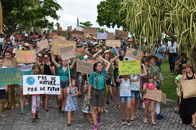 Marche pour le climat : "Je pense à ce que je vais laisser à mes enfants"