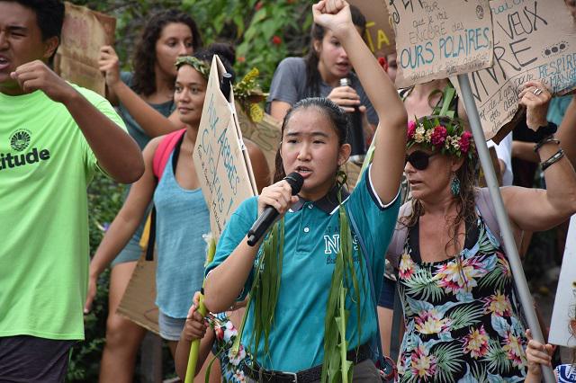« Je suis fière de cette jeunesse qui a su se mobiliser, s’unifier. C’est maintenant aux jeunes d’initier le mouvement, de porter les initiatives ou de les créer, de sensibiliser », souligne Nathalie Hoang.