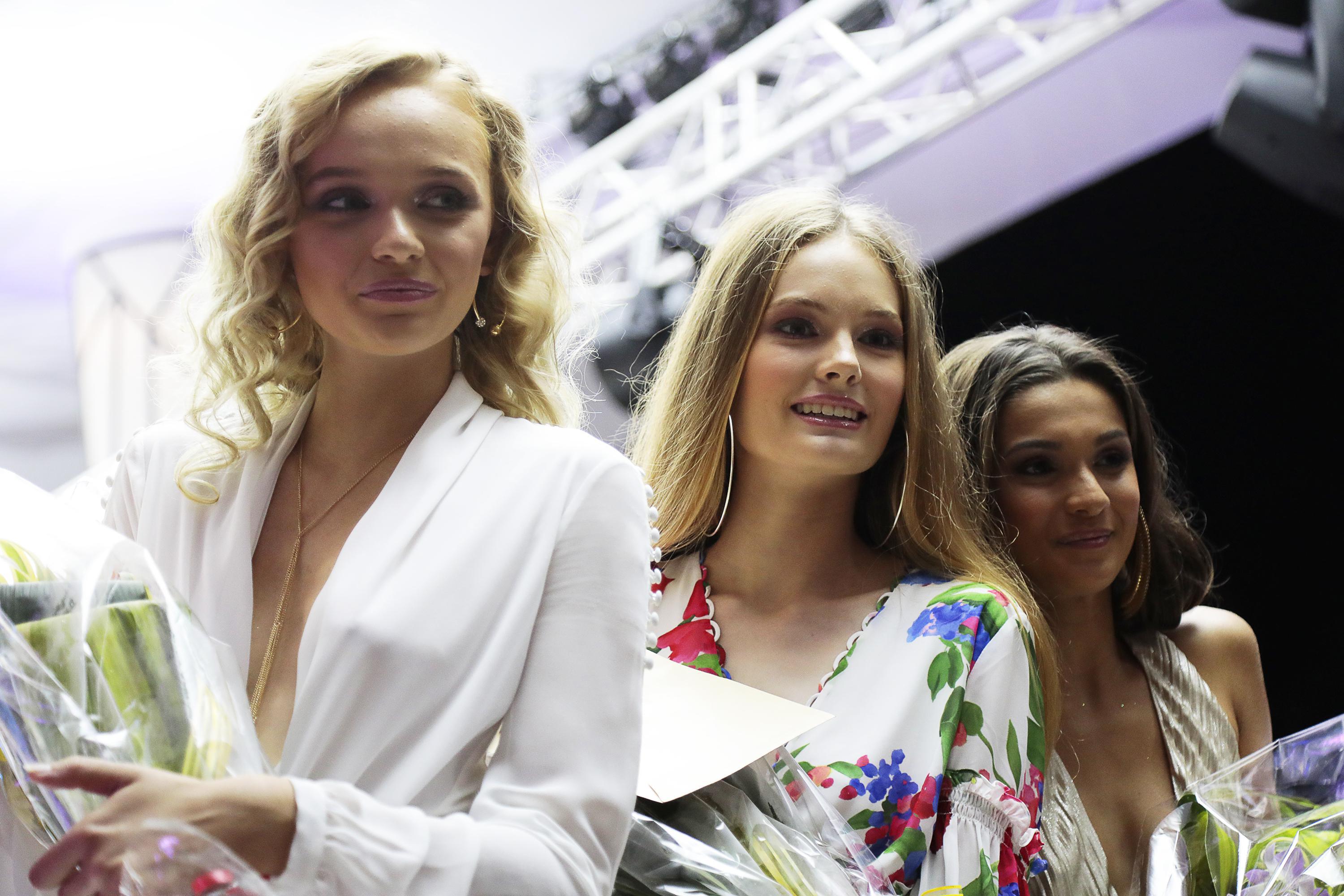 Rosemay (3e), Camille (1re) et Tehani (2e). Crédit photo : Tevahitua Brothers.