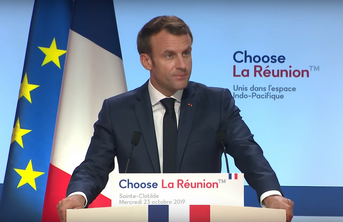 Macron soutient le "hub numérique" polynésien