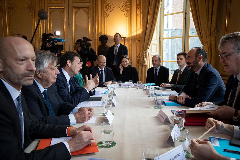 Retraites: derniers face-à-face au sommet avant la grève du 5 décembre