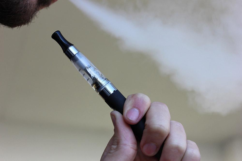 Les fumeurs qui veulent passer au vapotage "ne doivent pas hsiter" ( Acadmie de mdecine) Les fumeurs qui veulent passer au vapotage "ne doivent pas hsiter" ( Acadmie de mdecine)