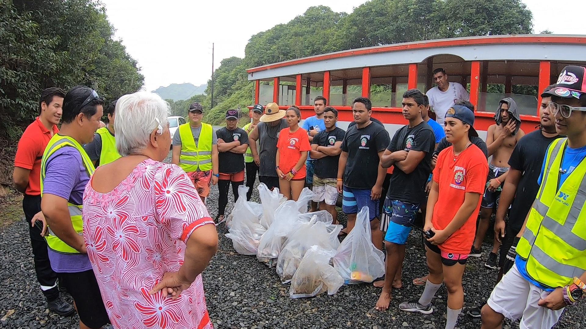Sortie scolaire éco-citoyenne à Raiatea