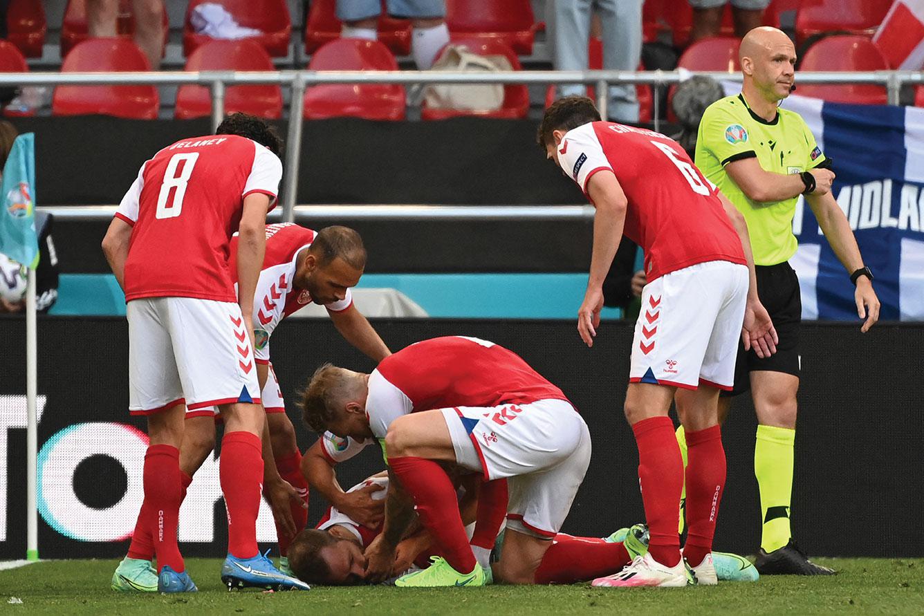 Euro: malaise et grosse frayeur pour Eriksen, Danemark-Finlande interrompu puis relancé
