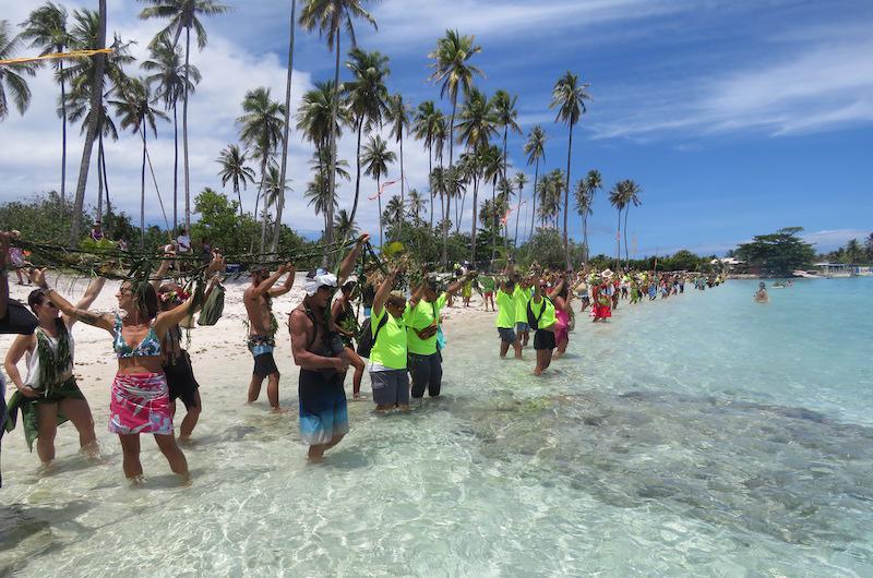 Une pétition pour sauver la plage de Temae