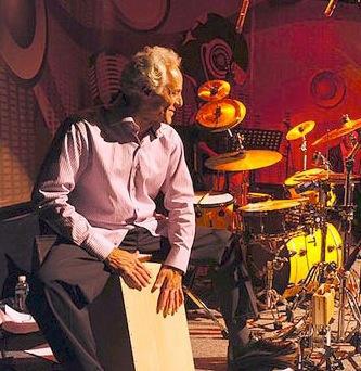 Efrain Toro percussionniste de renommée internationale 18 et 19 Avril au Petit Théatre de la Maison de la Culture