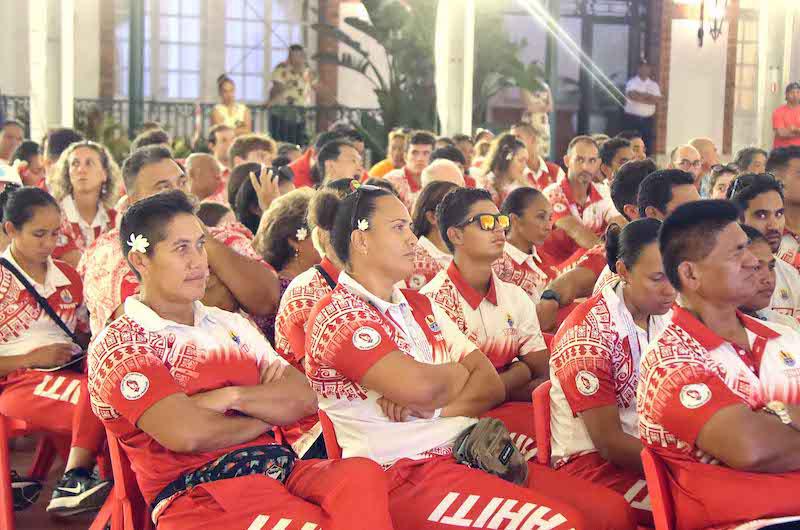 Les athlètes de Saipan et les escrimeurs félicités