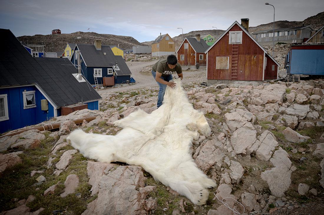 Climat tourisme pollution le chasseur inuit cern de partout