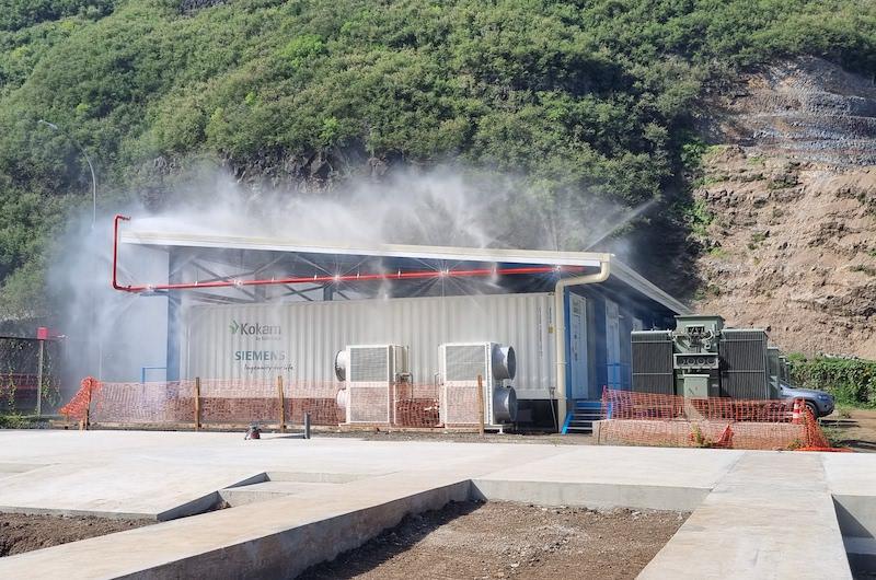 La batterie géante Putu Uira a enregistré un nouveau record de production d'énergie renouvelable suite aux fortes pluies de ce début de mois de décembre 2023.