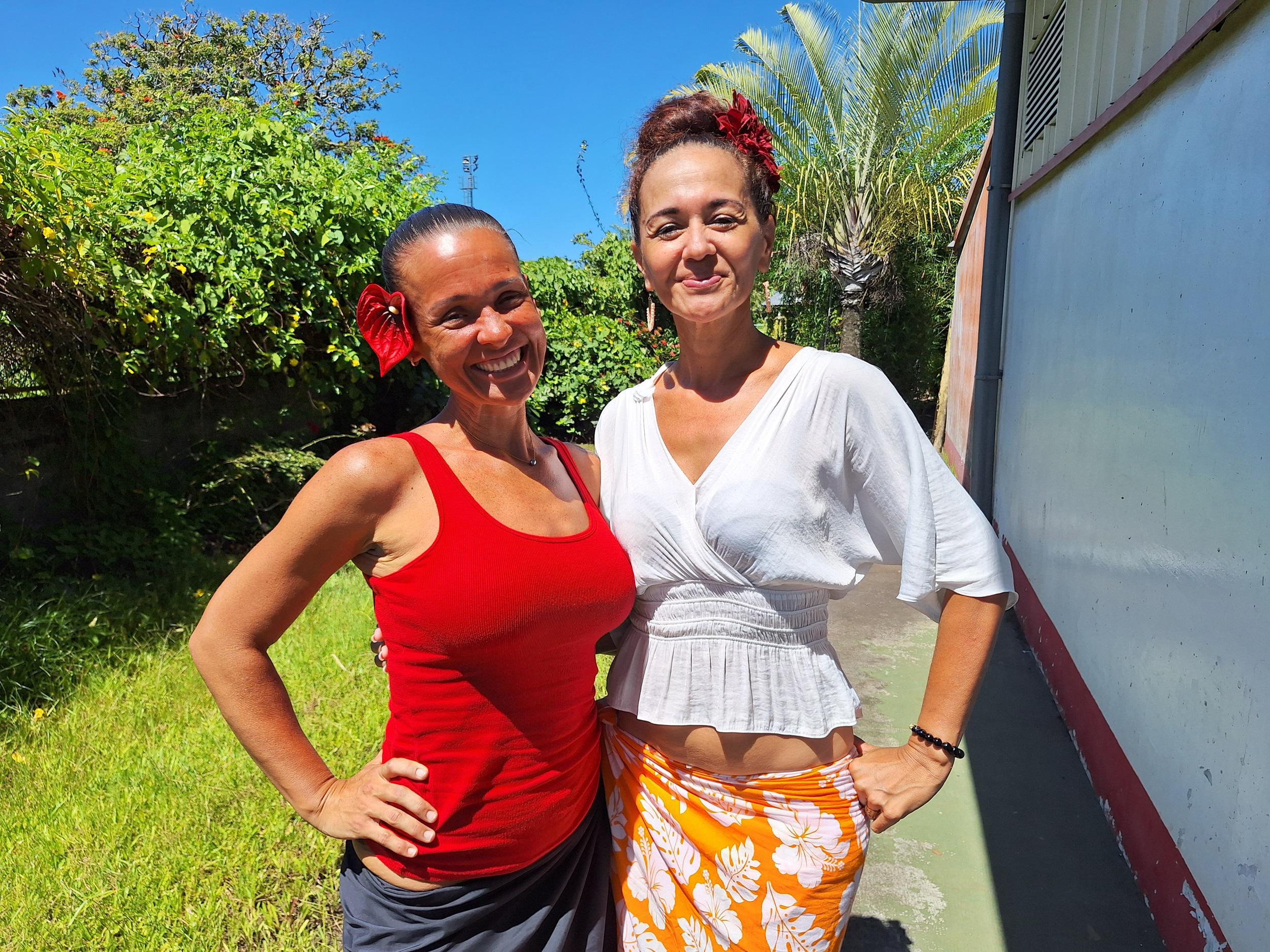 Manihiki Poroi et Heimoana Metua ont décidé d’unir leurs talents (Crédit : Anne-Charlotte Lehartel).