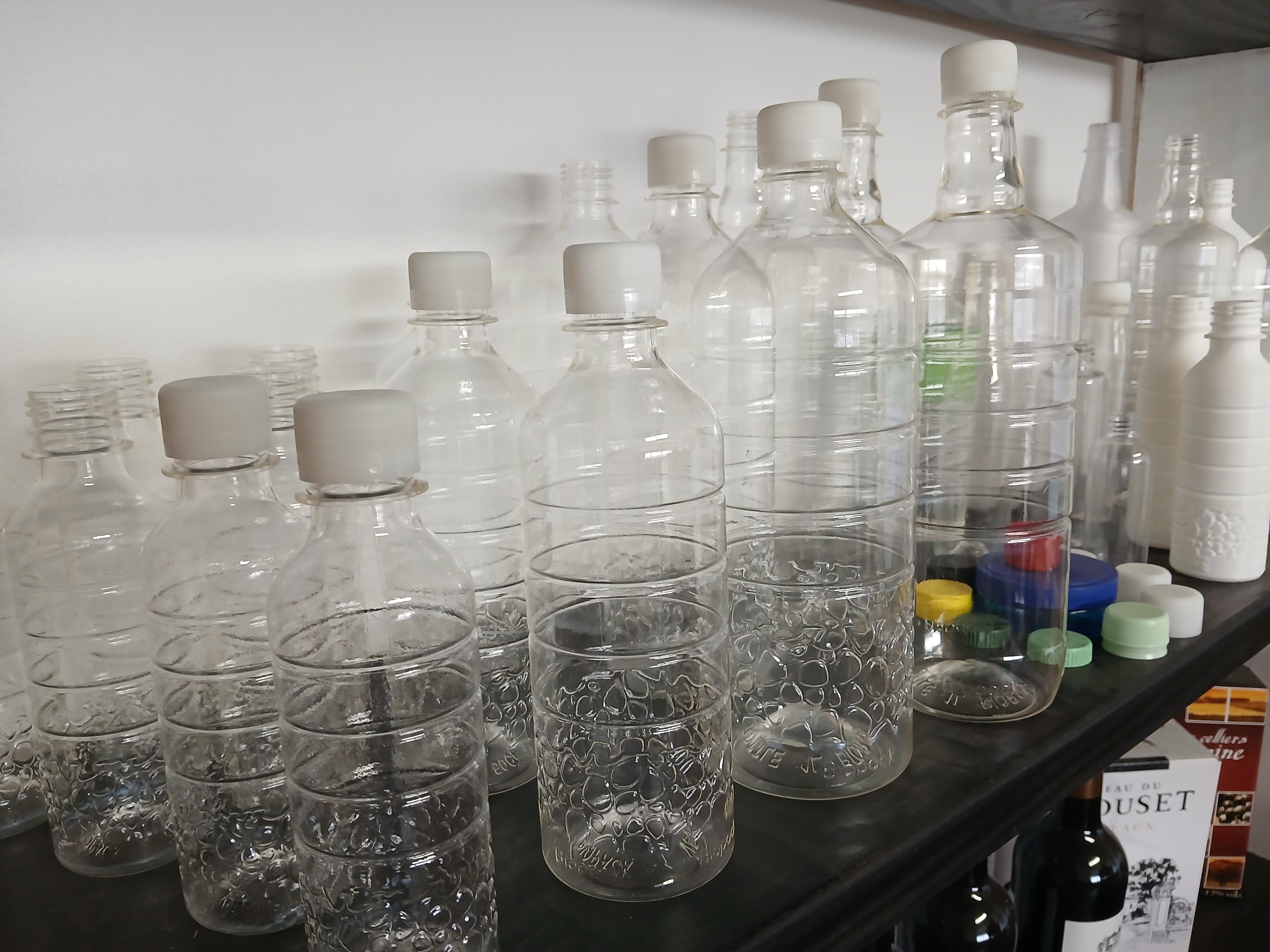 Des bouteilles de différentes tailles allant de 25 cl à un litre.