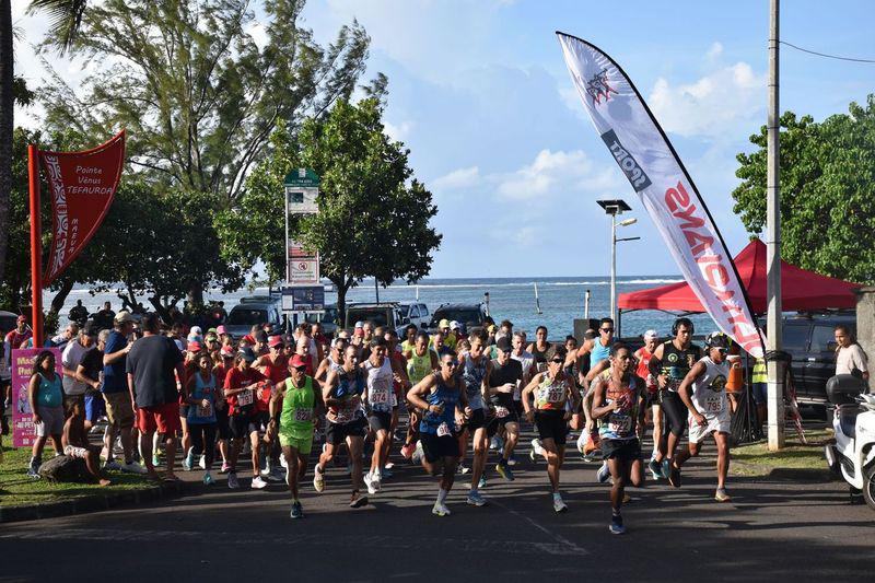 Il y avait beaucoup de monde, samedi à la pointe Vénus, pour le départ de la toute nouvelle course, la Vénus Aorai Race.