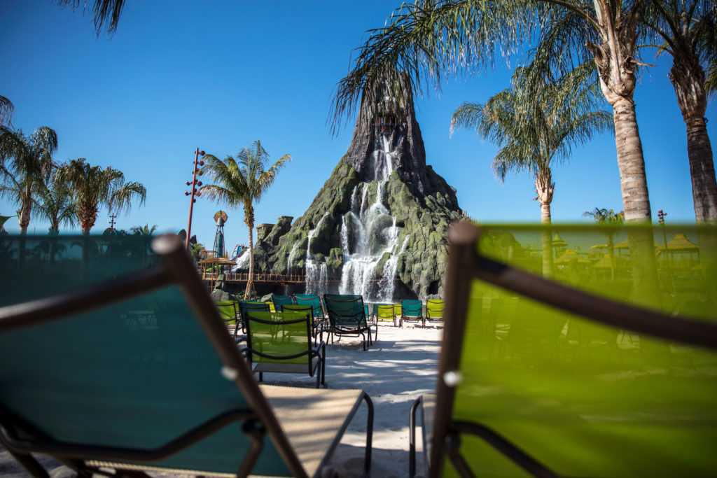 Volcano Bay - Universal's Wasserpark mit Vulkan und coolen Rutschen Volcano Bay - Universal's Wasserpark mit Vulkan und coolen Rutschen