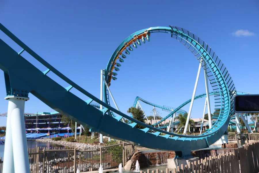 SeaWorlds Neuester Coaster - Pipeline: The Surf Coaster