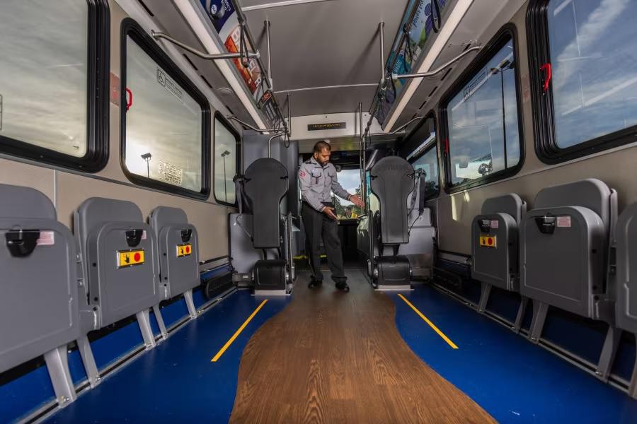 Walt Disney World erweitert sein Verkehrsnetz um neue Busse Walt Disney World erweitert sein Verkehrsnetz um neue Busse