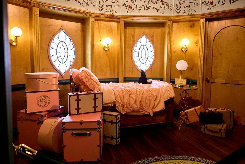 „Wicked: The Experience“ hat am Samstag offiziell im Universal Orlando Resort eröffnet! „Wicked: The Experience“ hat am Samstag offiziell im Universal Orlando Resort eröffnet!