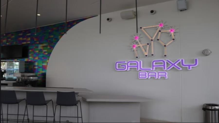 Ein Blick in das neue Universal Stella Nova Resort vom Epic Universe Ein Blick in das neue Universal Stella Nova Resort vom Epic Universe