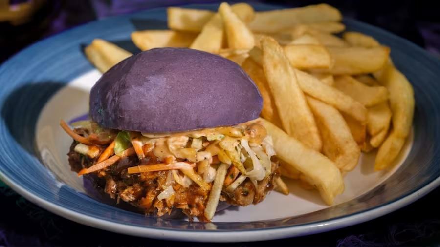 Disney veröffentlicht das Essensangebot für "Mickey’s Not-So-Scary Halloween Party" Disney veröffentlicht das Essensangebot für "Mickey’s Not-So-Scary Halloween Party"