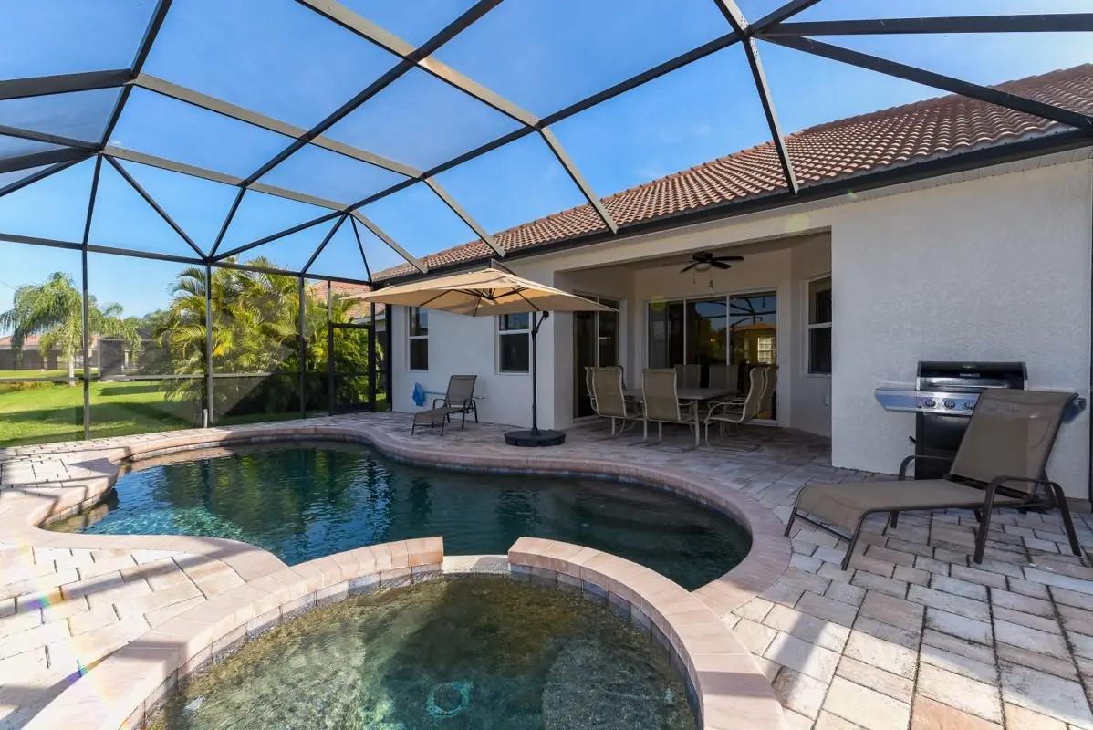 Villa “On the Sunny Side”