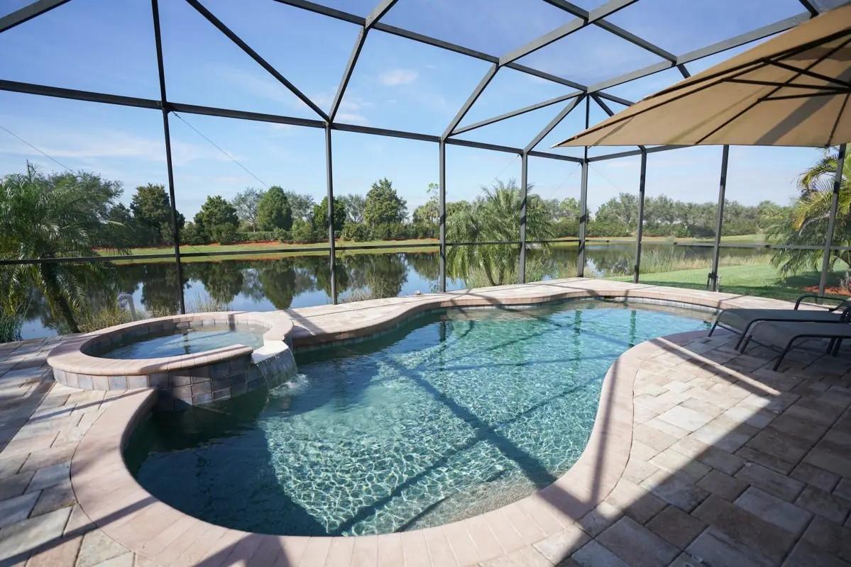 Villa “On the Sunny Side”