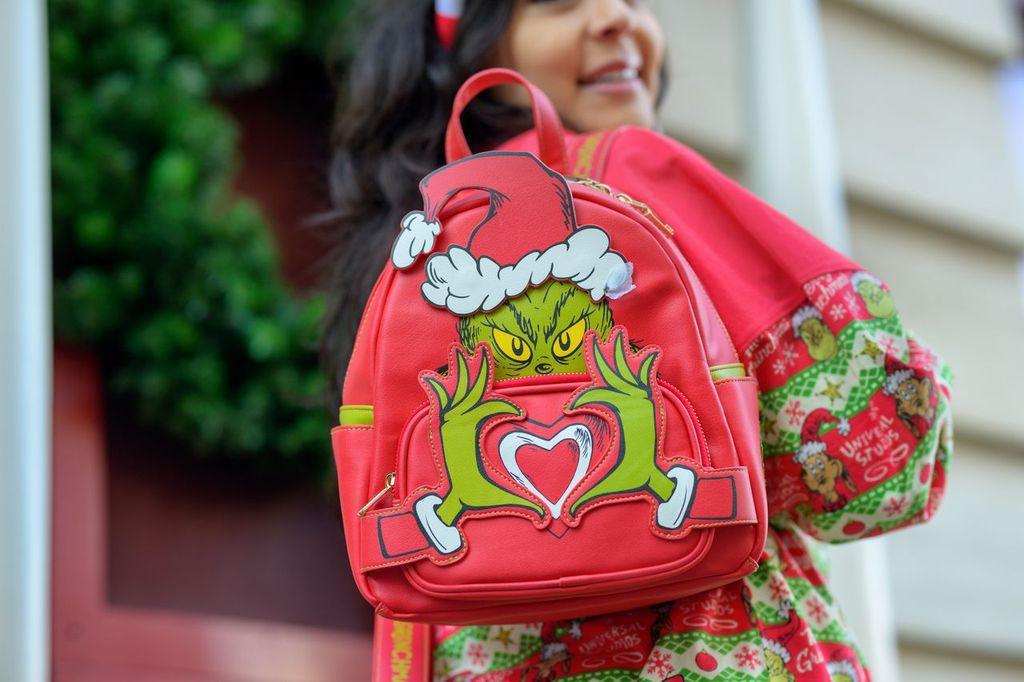 Das Universal Orlando Resort läutet die Weihnachtszeit ein! Das Universal Orlando Resort läutet die Weihnachtszeit ein!