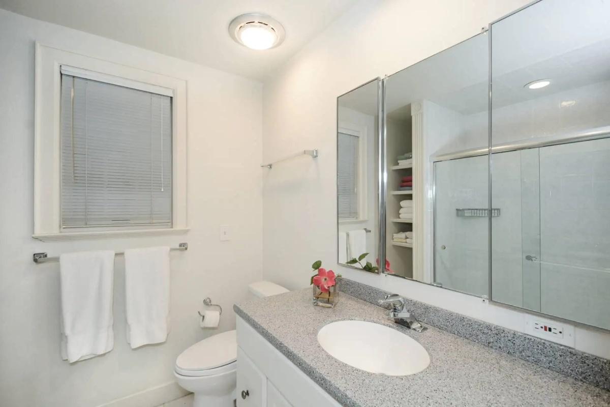 Condo Windsor Lodge Unit 18