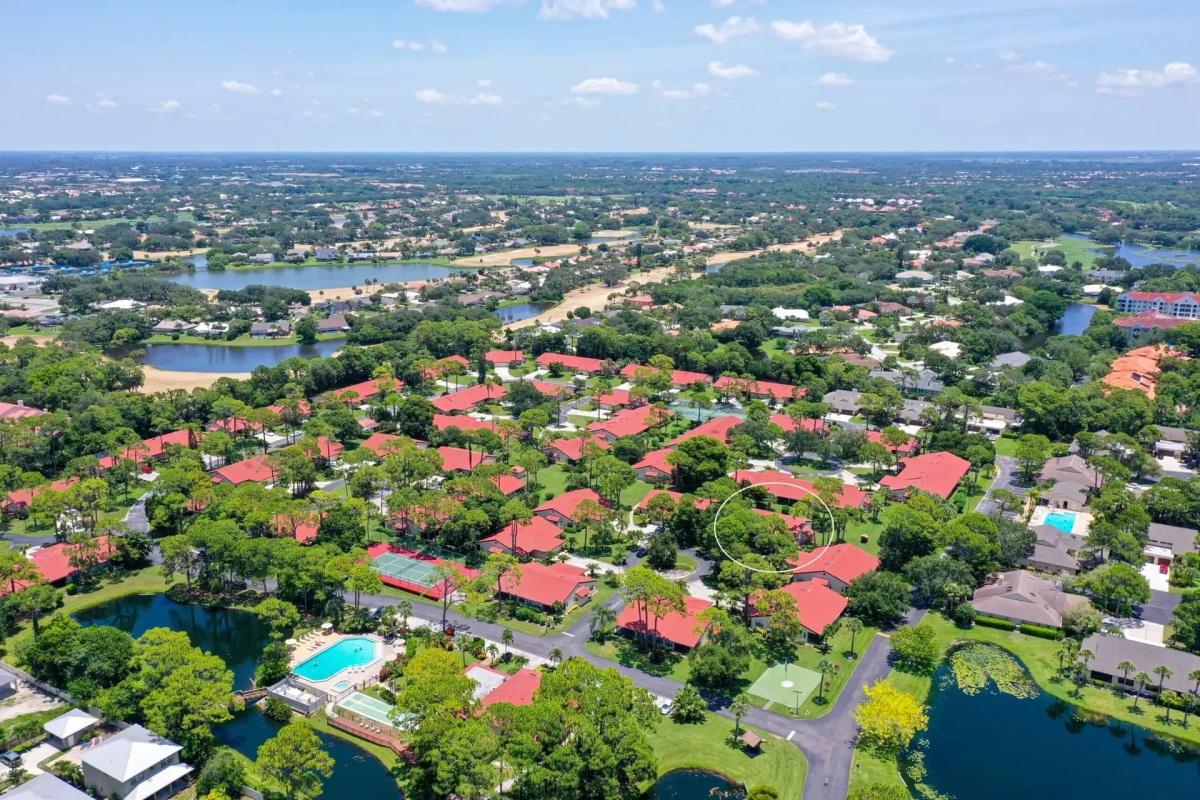 Townhouse "Pine Tree" Townhouse "Pine Tree"