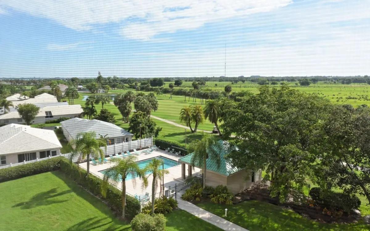 Condo "A Point of View"