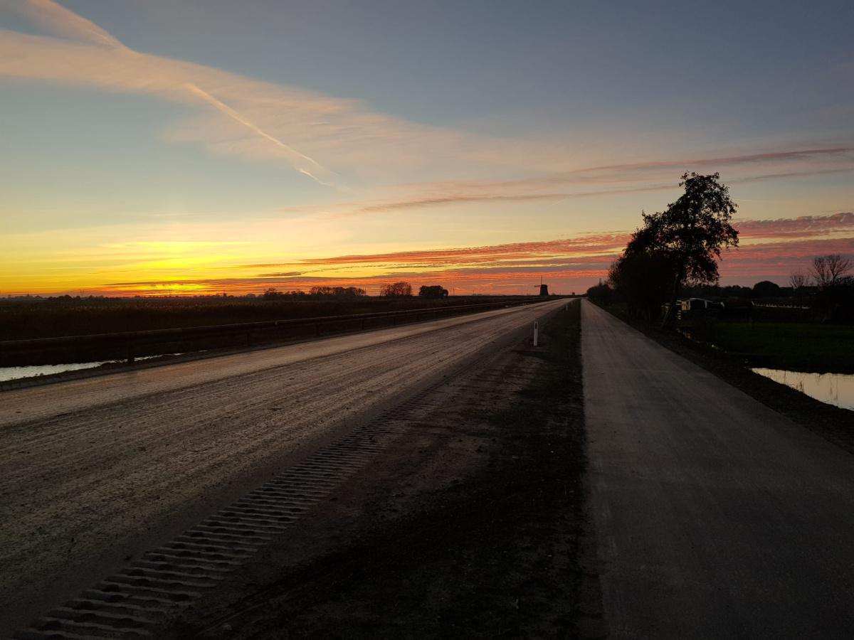 Asfalt draaien... Asfalt draaien...