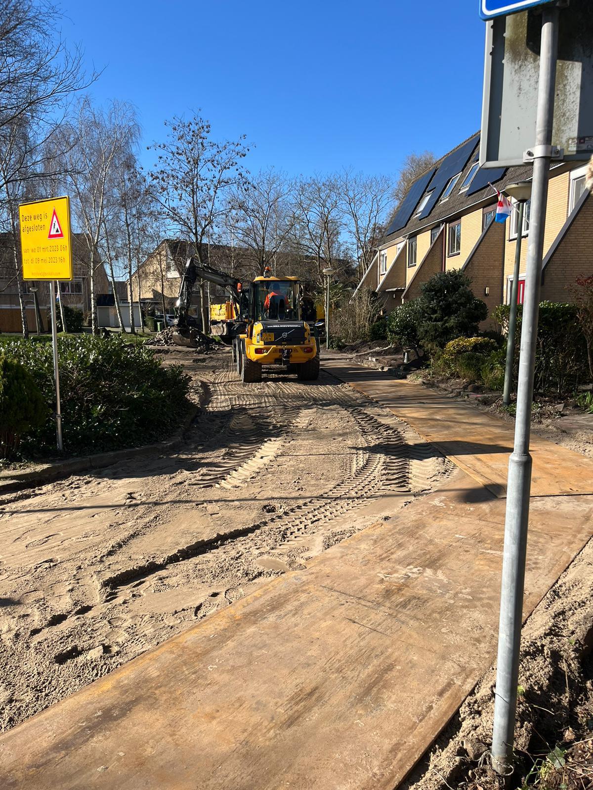 Acaciadreef. De werkzaamheden zijn gestart. Acaciadreef. De werkzaamheden zijn gestart.