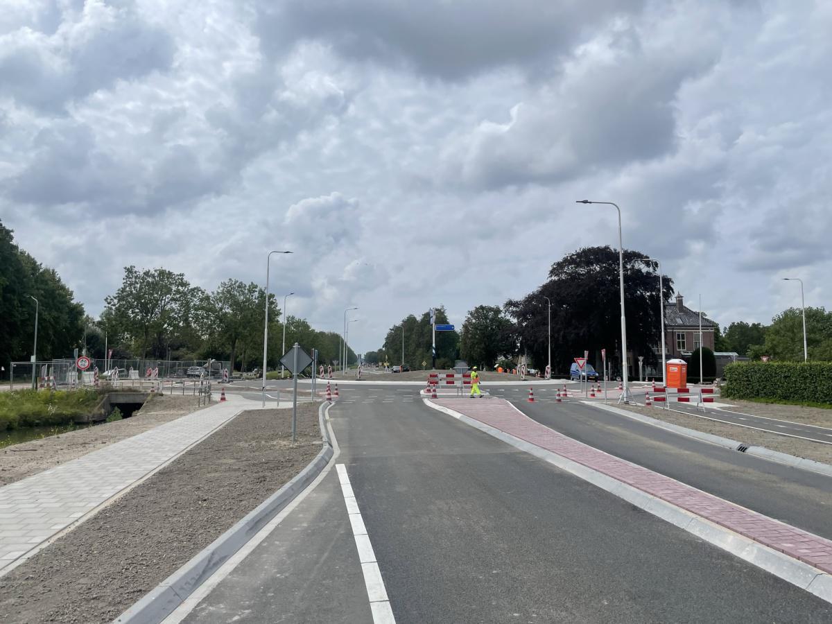 Aanpassing Middengeleiders bij Rotonde Oterlekerweg Aanpassing Middengeleiders bij Rotonde Oterlekerweg