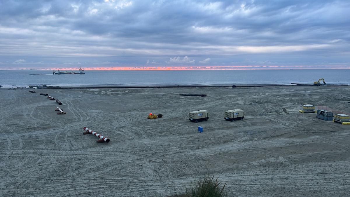 Strandsuppletie Ameland - Einde werkzaamheden Boskalis Strandsuppletie Ameland - Einde werkzaamheden Boskalis