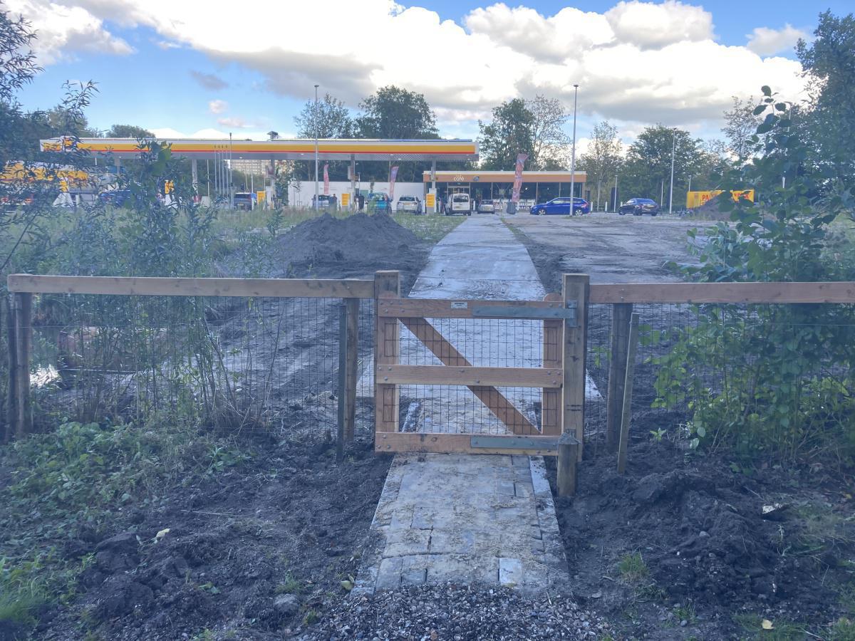 Shell bereikbaar voor voetgangers Shell bereikbaar voor voetgangers