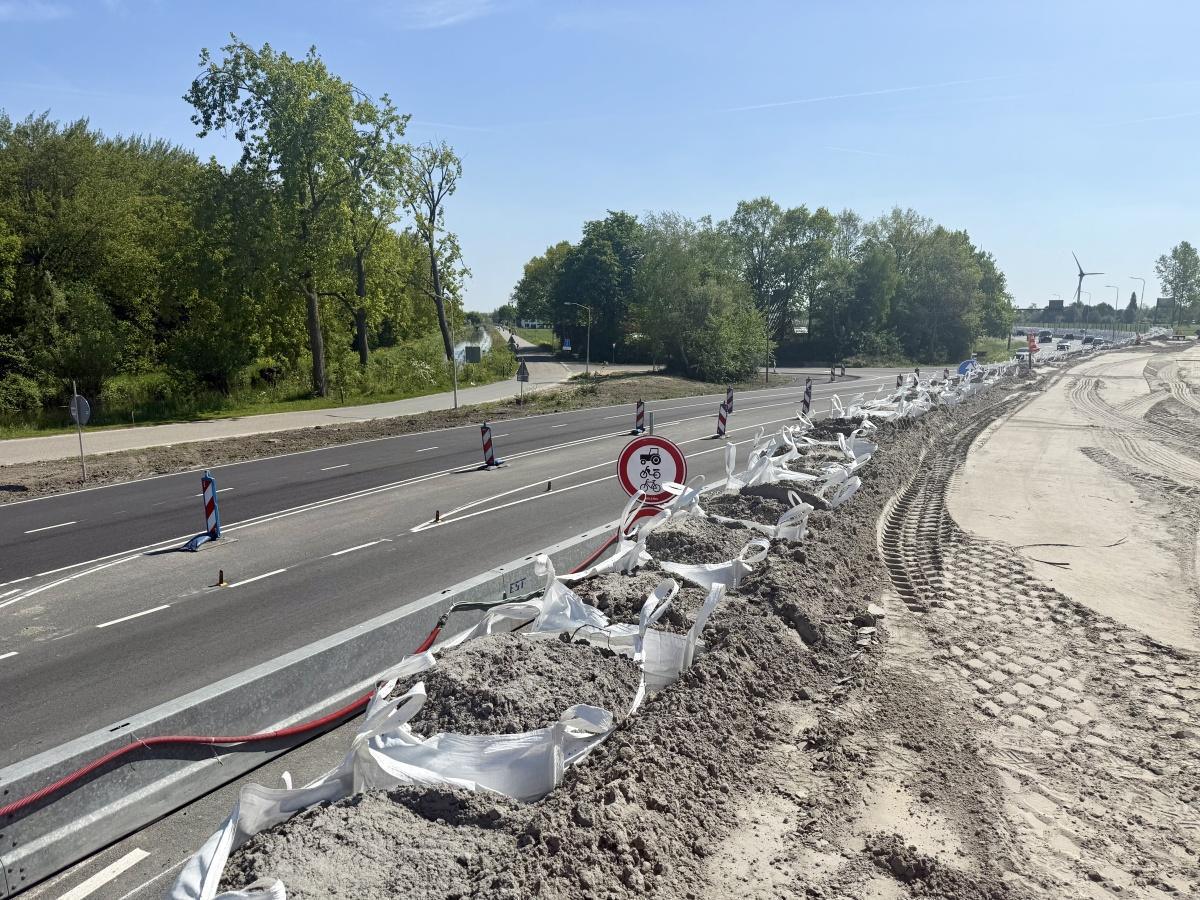 Asfaltreparatie N206 Europaweg 30 april