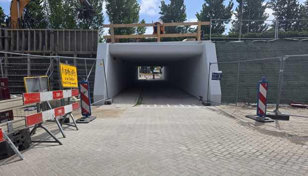 Fietstunnel Zuiddijk open