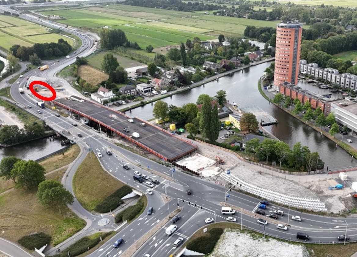 Zaagwerkzaamheden funderingspalen nabij Lammebrug