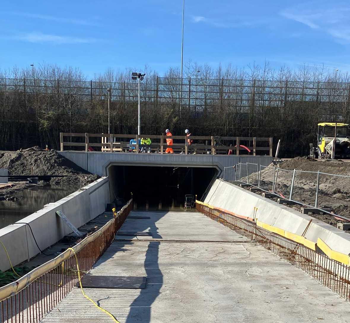 Werkzaamheden voor realisatie fietstunnel Skoon en verbetering van de Verlengde Stellingweg Werkzaamheden voor realisatie fietstunnel Skoon en verbetering van de Verlengde Stellingweg