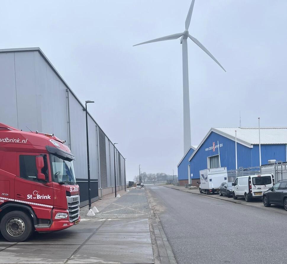 Nieuwe parkeerplaatsen Sluispolderweg gereed Nieuwe parkeerplaatsen Sluispolderweg gereed