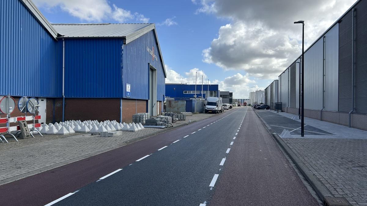 Afronding asfalt werkzaamheden Afronding asfalt werkzaamheden