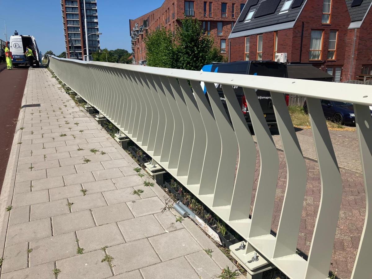Afronding werkzaamheden leuning Zuiddijk na de zomer