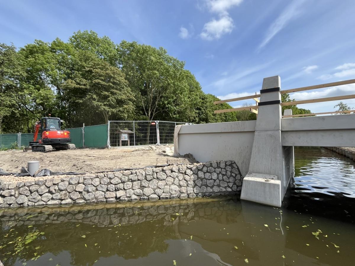 Trillen/heien damwanden en funderingspalen Lammebrug