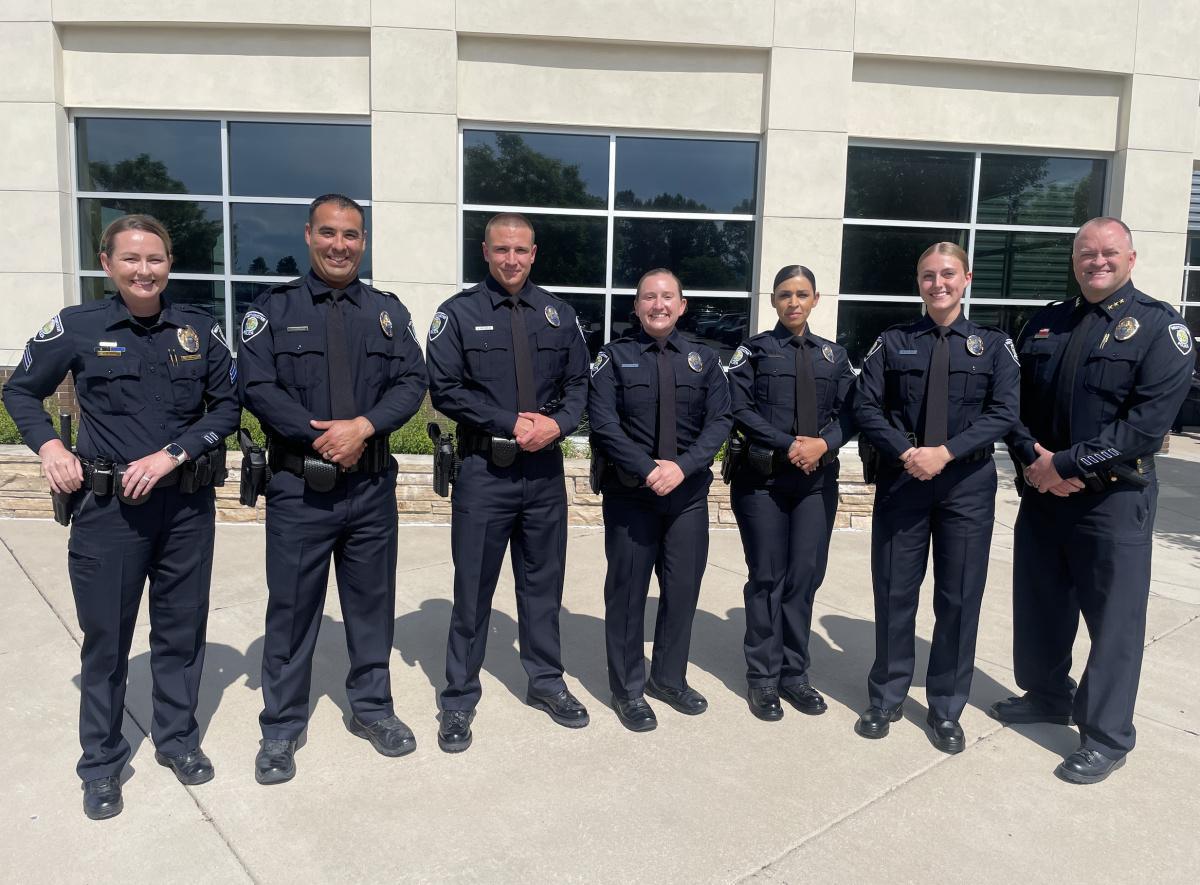 WPD welcomes five new officers