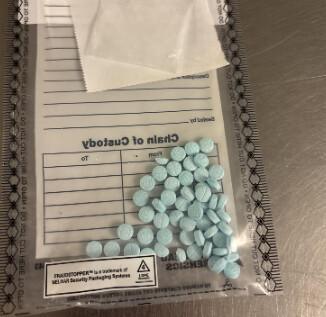Shoplifter with warrant caught with drugs